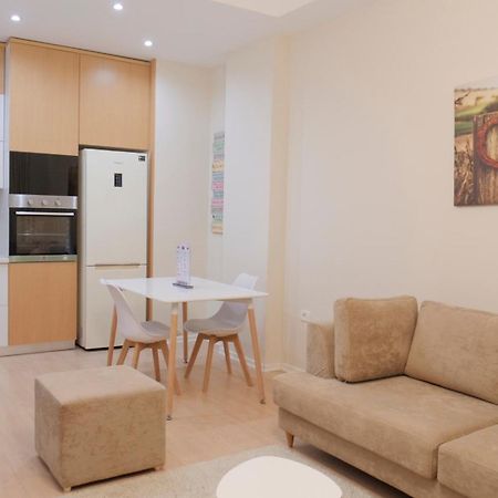 Centaurus Apartments Тирана Екстер'єр фото