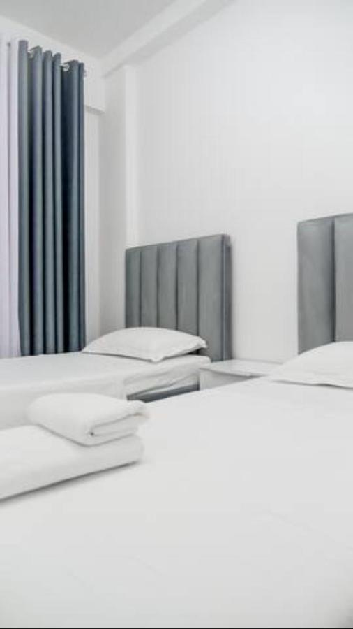 Centaurus Apartments Тирана Екстер'єр фото