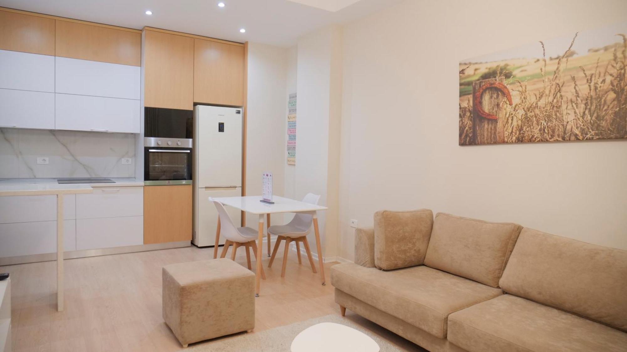 Centaurus Apartments Тирана Екстер'єр фото